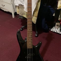 Bass Guitar / IBANEZ