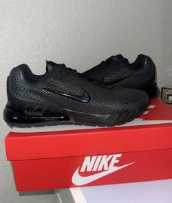 Nike Air Max Pulse "Triple Black" – Brand New