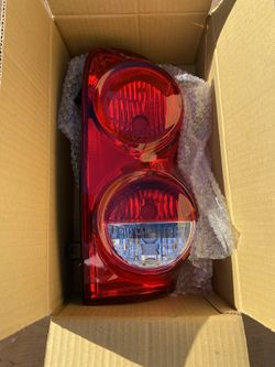 07 Durango Right Rear Tail Light , New