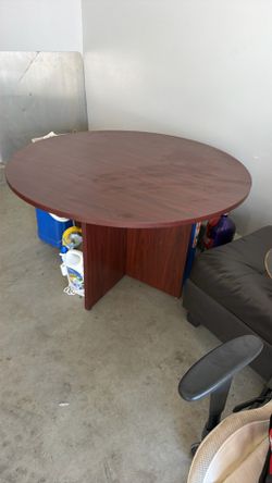 Round table