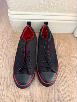 Converse men’s size 11
