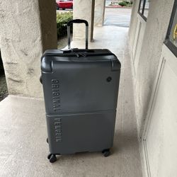 Luggage - Jumbo Hardcase Gray 33” Check-in Expandable Spinner