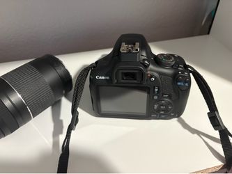 Canon EOS Rebel T7 DSLR