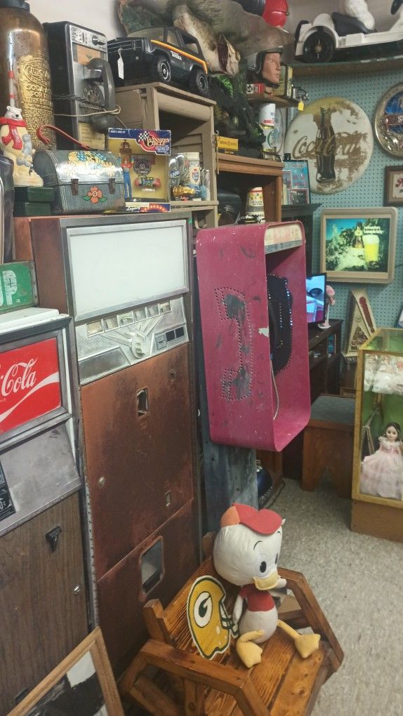 Mew And Again Antique Mall Booth #139