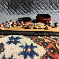 Vintage Japanese Miniature Figures In Small Box