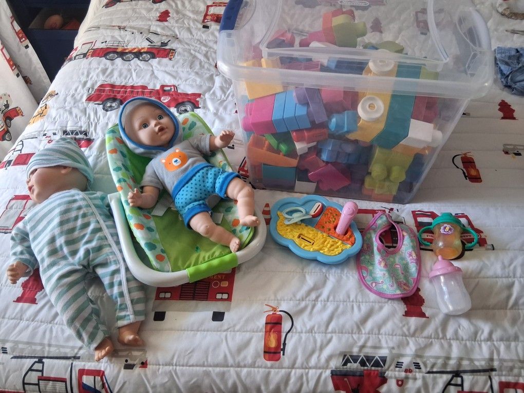 Mega Blocks And Dolls