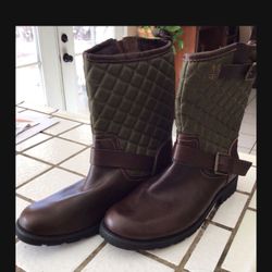 Botas Nuevas Size 9 $30