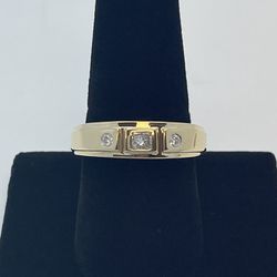 Gold Diamond Ring 14K NEW  