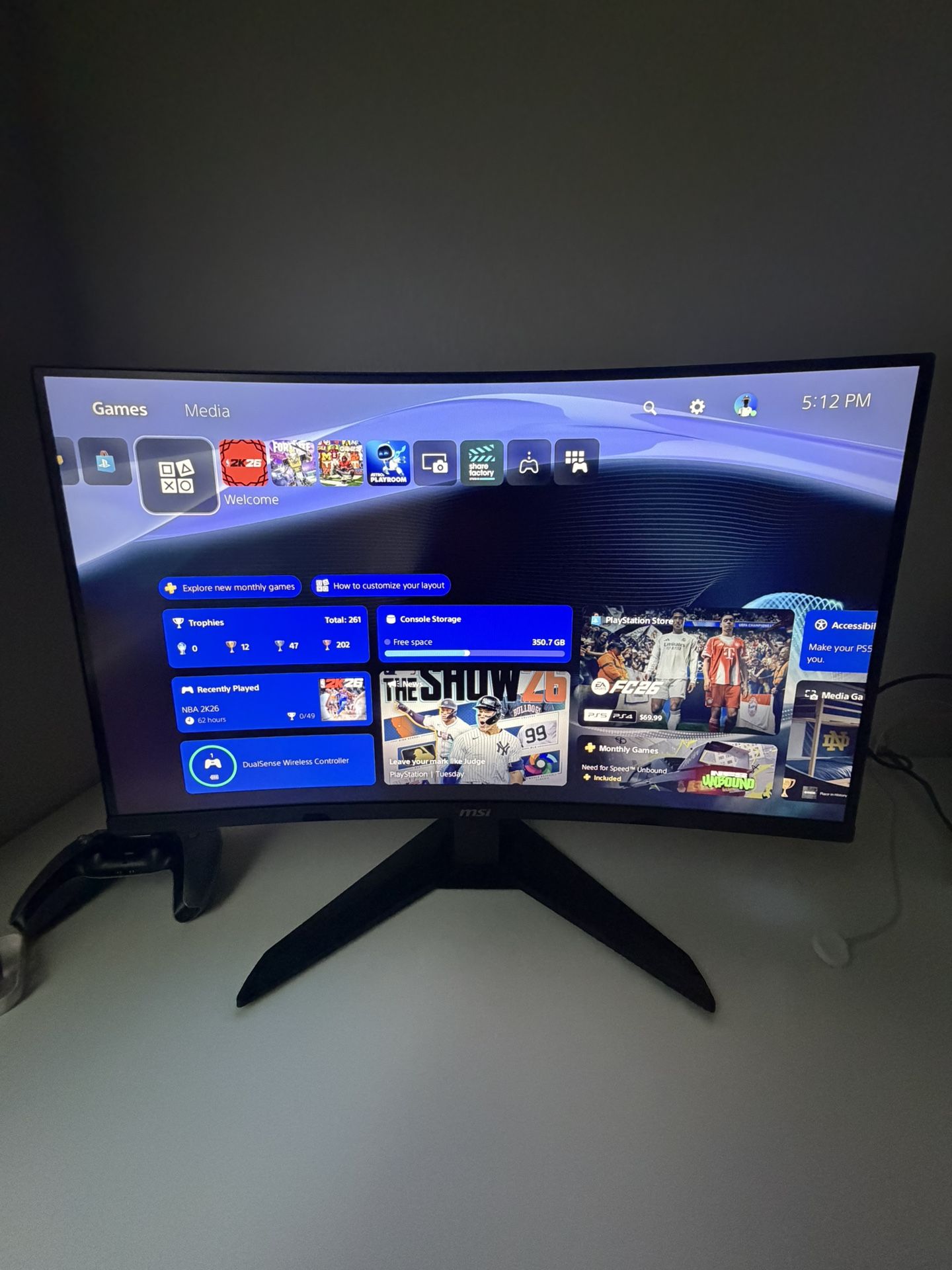 gaming monitor