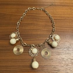 VINTAGE Fashion Jewelry Chunky Gold Chain Necklace Cream Beads Spirals Handmade 