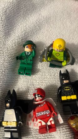 Lego figurines