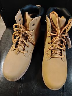 New Tan Boots size 6