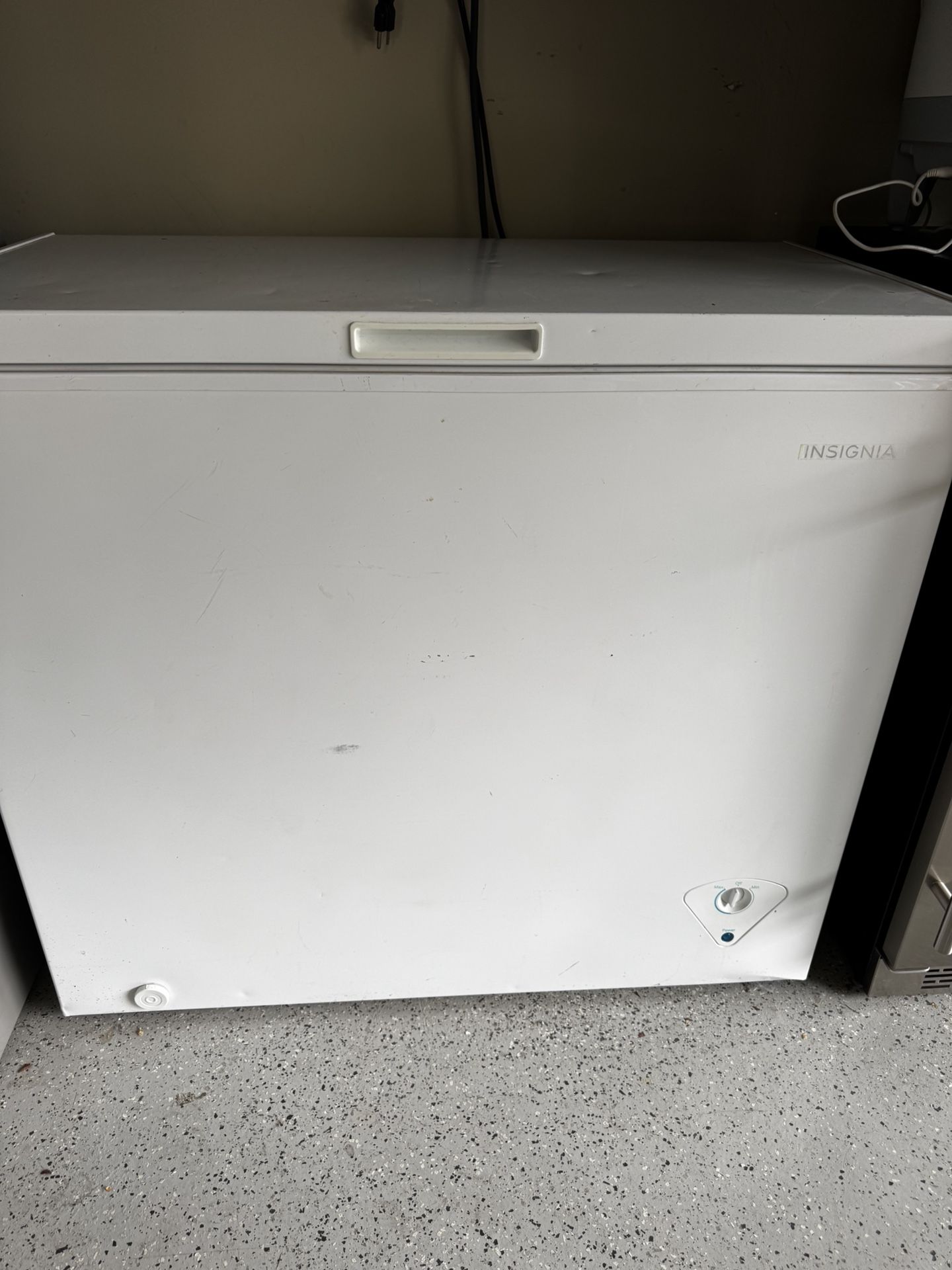 Chest Freezer 10.2 Cu Ft