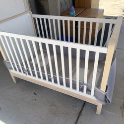 Baby Crib 