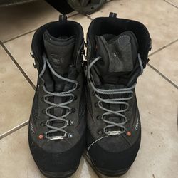 Size 11 work boots