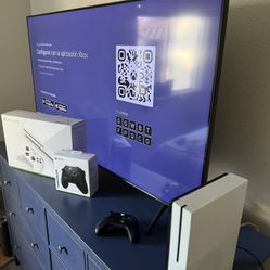 Xbox One S – 500GB – White – Great Condition – Original Box