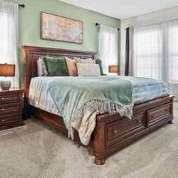 Ashley Furniture Flynnter King Storage Bedroom Set