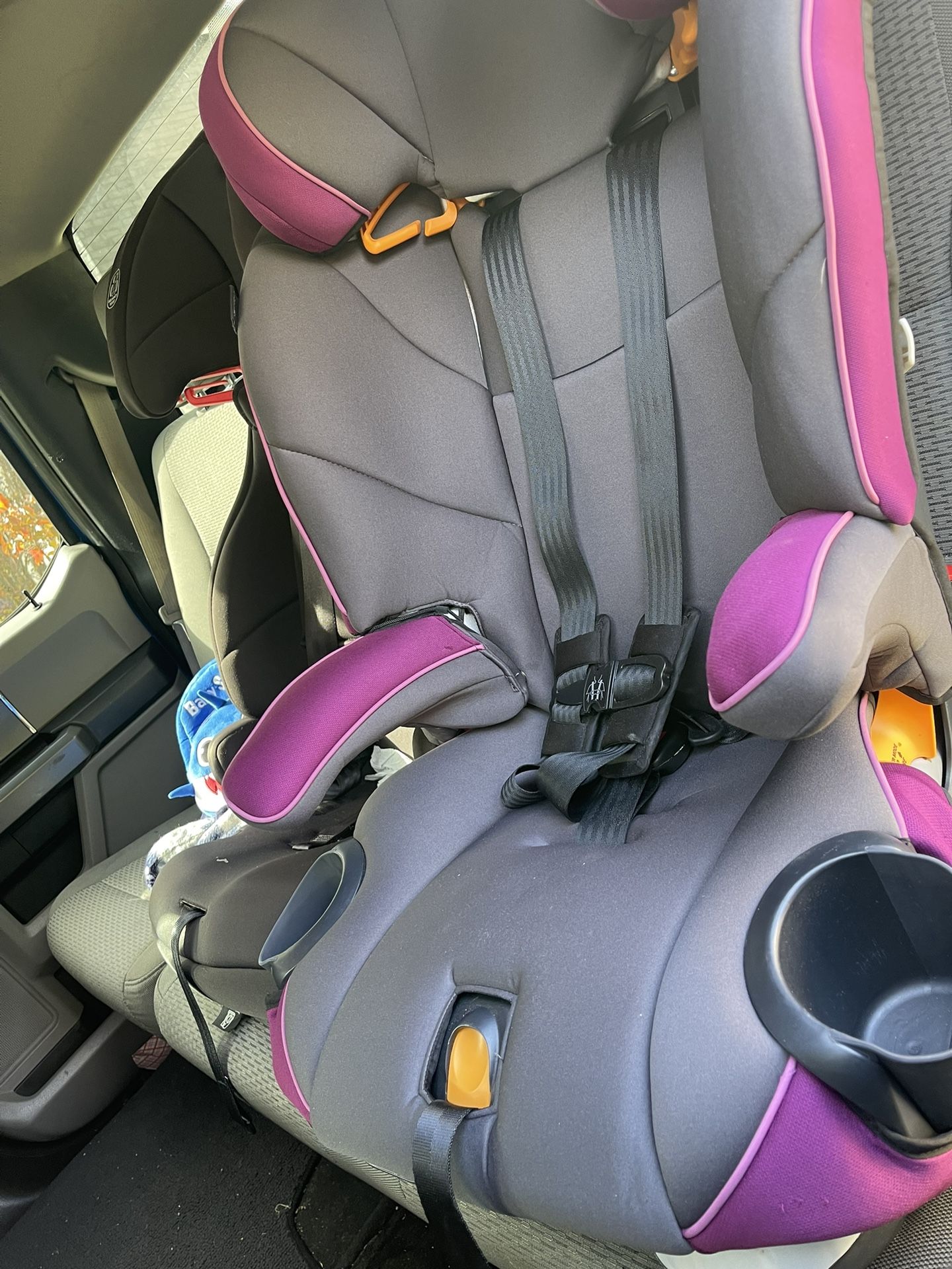 Like New Car seat