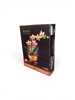 Mini Orchid Lego set