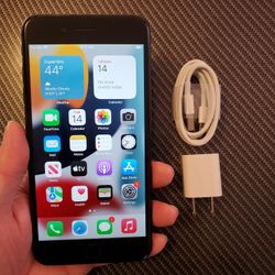 iPhone 7 Plus - UNLOCKED - Like New 
