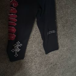 Savior sweats men’s small