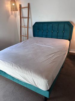 Teal Upholstered  Queen Bed Frame &Mattress