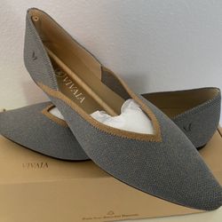 Vivaia  Flats Size 11