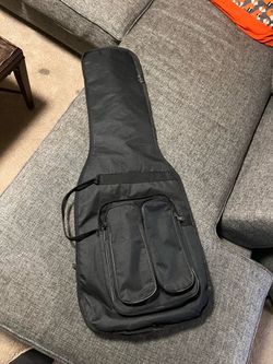 Guitar gig bag backpack