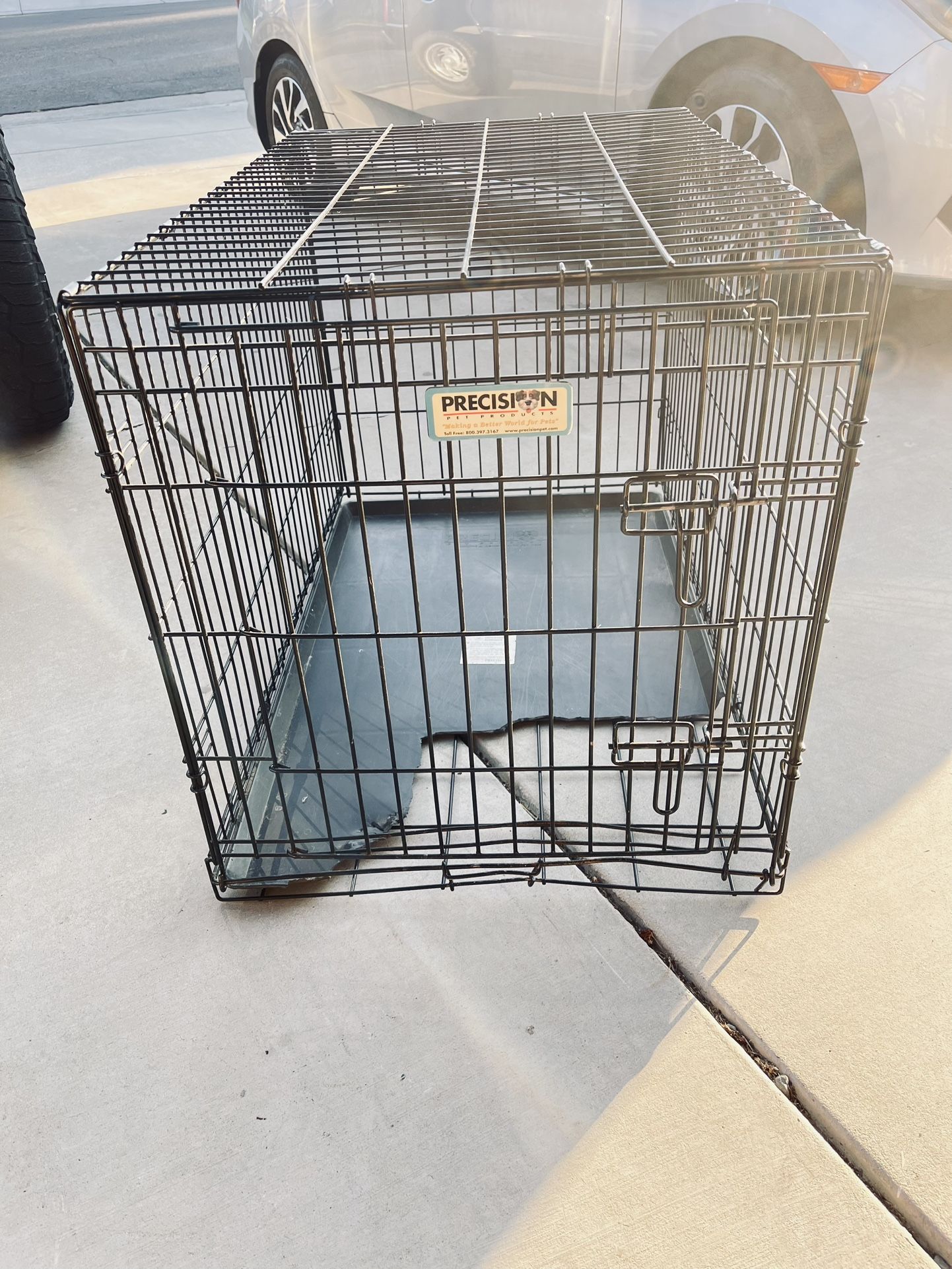 Wire Dog Crate collapsible large used 25 bucks
