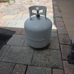 Propane tank 