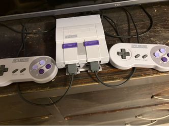 Mini Super Nintendo with 2 Controllers