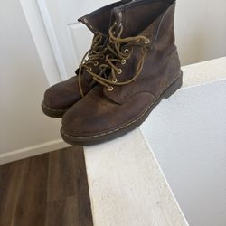 Doc Martens Brown Leather Boots – Size 10 US / 45 EU – Worn 3x (Like New)