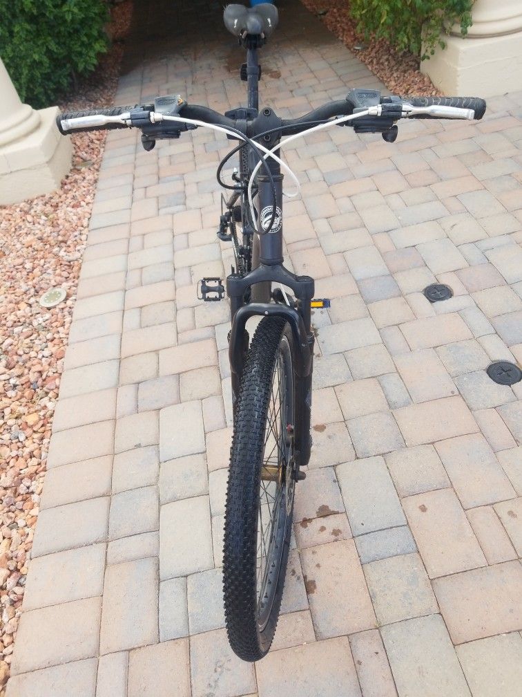 Mongoose detour outlet full suspension bicycle