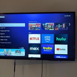 FULL TV SETUP: 32inch Element TV W/Roku Stick And Wall Mount 