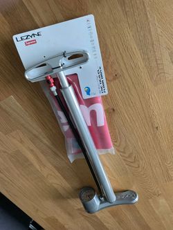 SUPREME LEZYNE BIKE PUMP