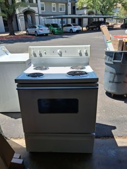 GE Electric Coil Range Stove
