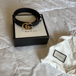 Gucci Leather belt Double G