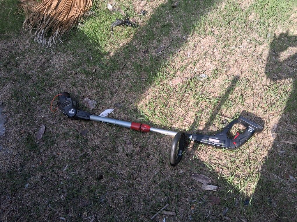 Craftsman.weed whacker.19.2, as is for parts.