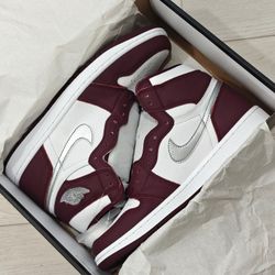 NEW Nike Jordan 1 High Boardeux Size 9 Mens