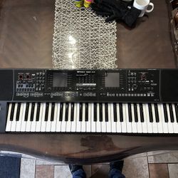 Roland E-A7 Keyboard Arranger Piano