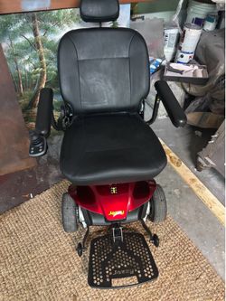 Jazzy electric wheel chair