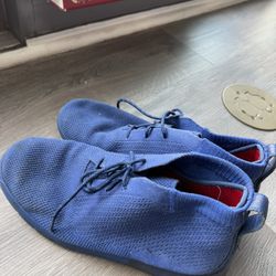 Blue Uggs Men’s 10.5 US 