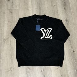 LV crew neck