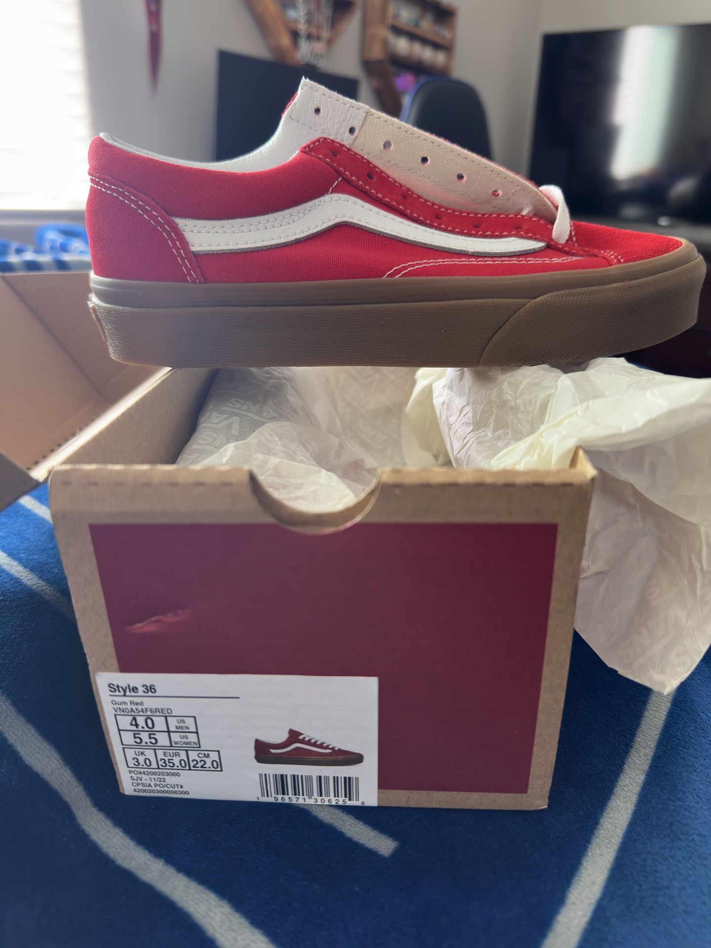 Boys Vans- Red
