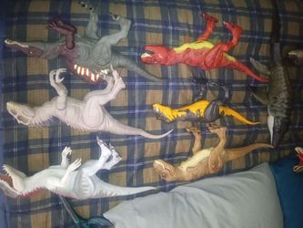 Jurassic world dinosaur figures