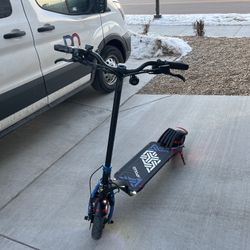 Apollo Electric Scooter