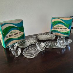 Vintage Glass Seashell Snack/Luncheon Plates And Cups