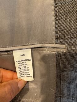 Calvin Klein Men’s Sport Coat - 44R 👔 Gray Plaid Blazer