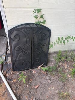 3-Panel Fire screen