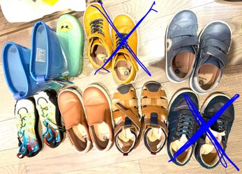 Toddler shoes old soles 5 pairs $35